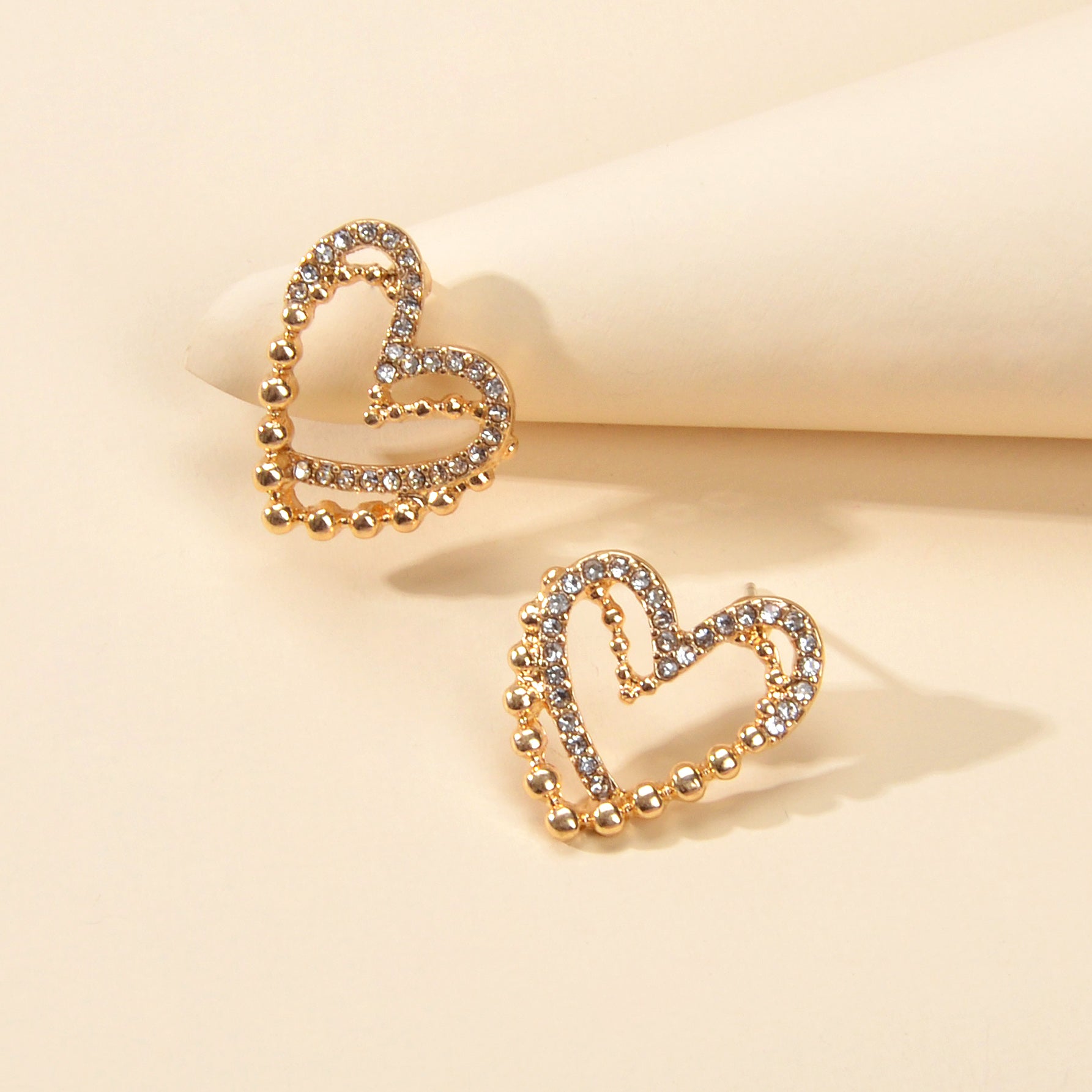 Cute Hollow Heart Stud Rhinestone Earrings Hypoallergenic Pierced Ear Jewellery